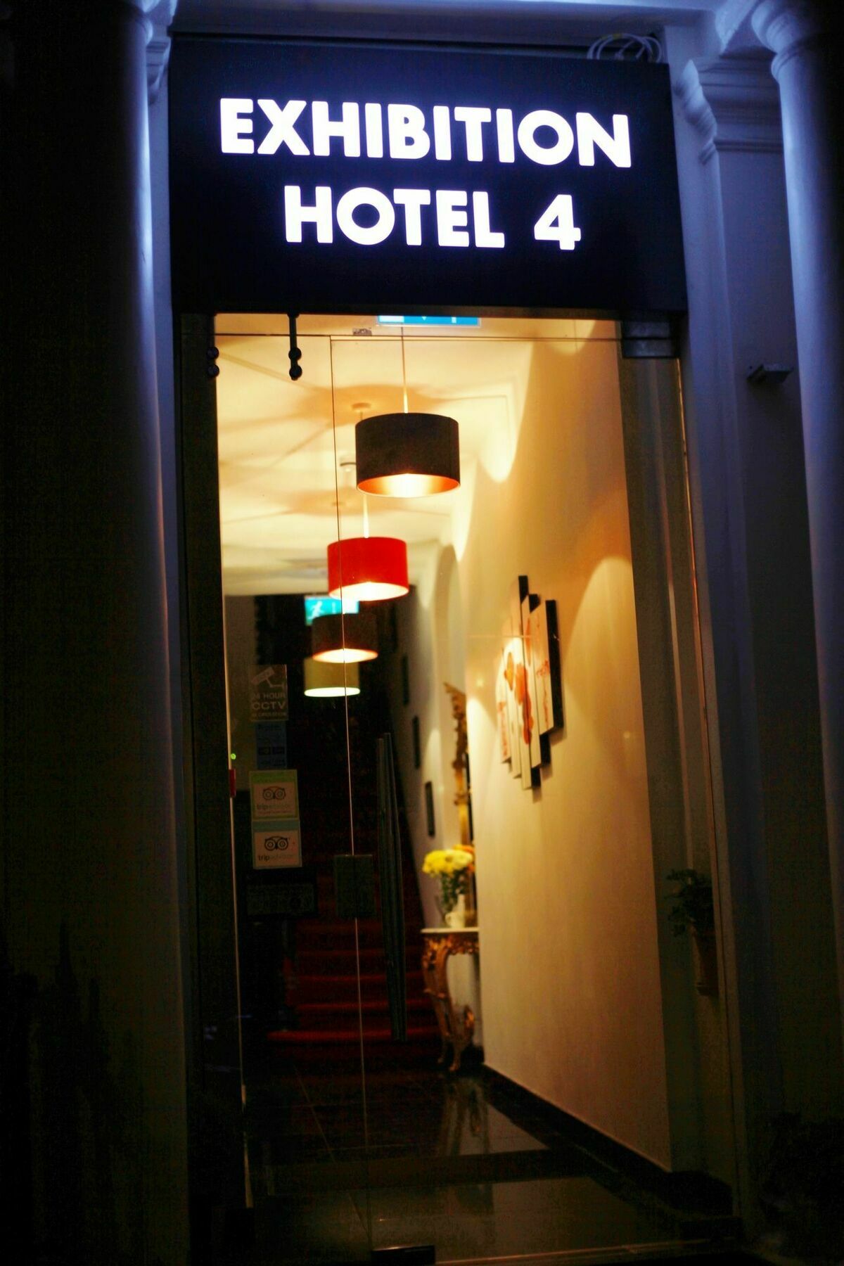 Exhibition Court 4 Hotel Londra